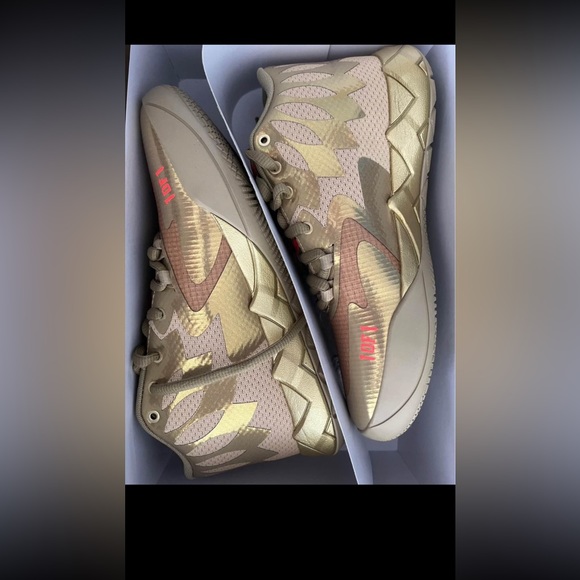 Lemelo Basketball Shoes - Picture 5 of 5